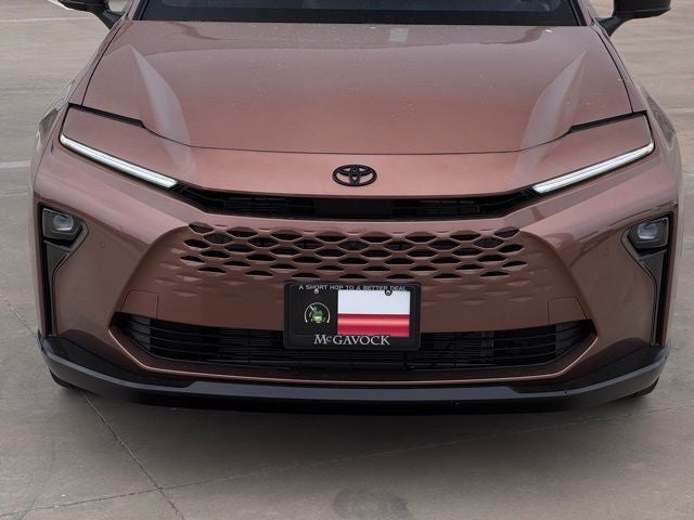 2025 Toyota Toyota Crown Signia Limited