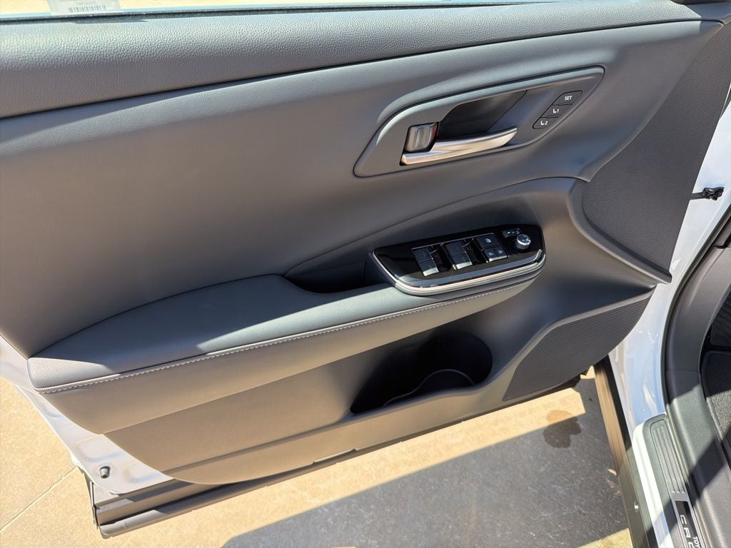 2026 Toyota Toyota Crown Signia Limited