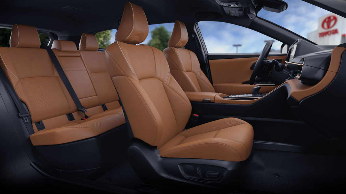 2025 Toyota Toyota Crown Signia XLE