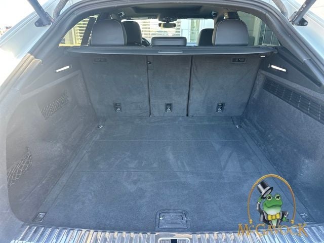 2022 Audi Q8 55 Premium Plus quattro