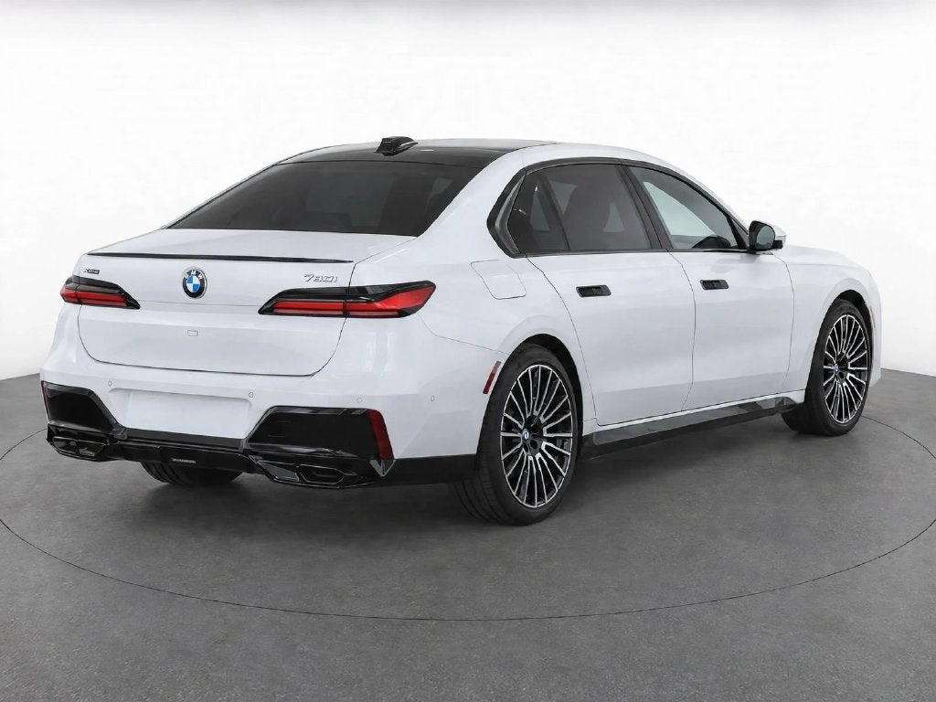 2025 BMW 760i 760i xDrive