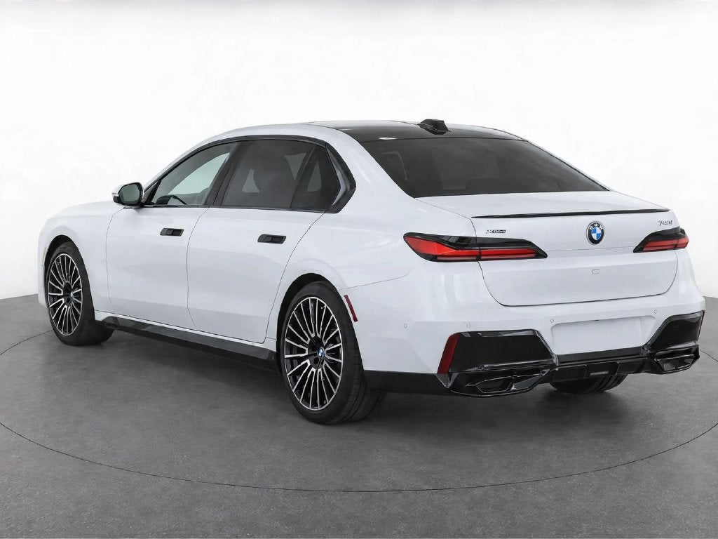 2025 BMW 760i 760i xDrive