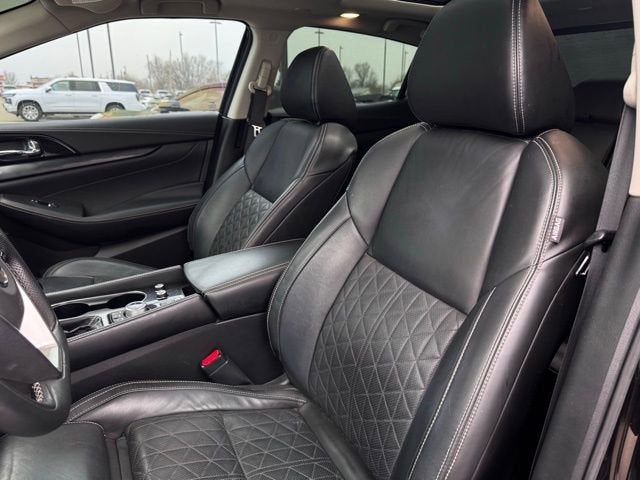 2021 Nissan Maxima Platinum