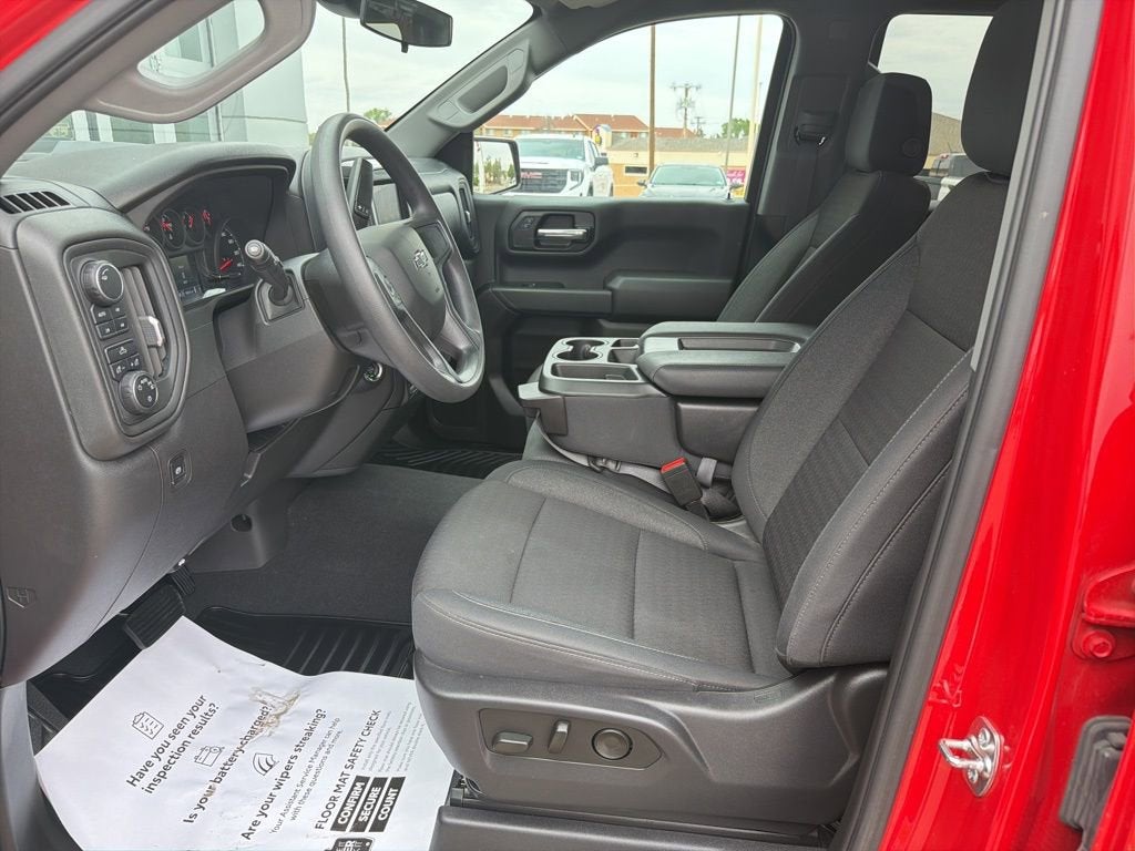 2025 Chevrolet Silverado 1500 Custom Trail Boss