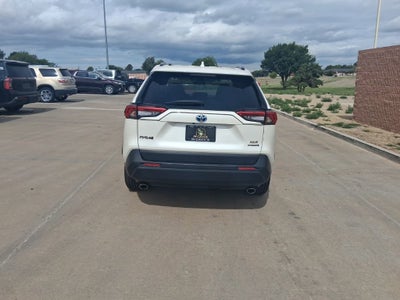 2022 Toyota RAV4 Hybrid XLE Premium