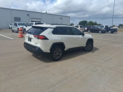 2022 Toyota RAV4 Hybrid XLE Premium
