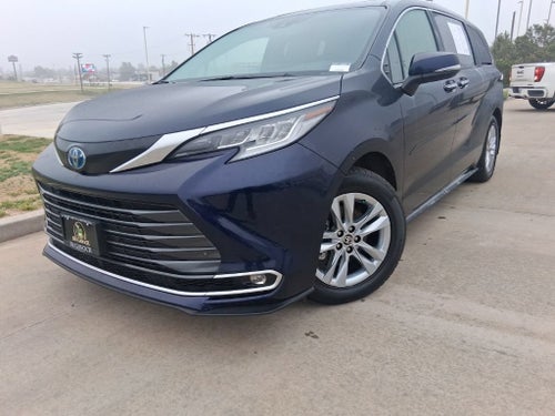 2025 Toyota Sienna Limited