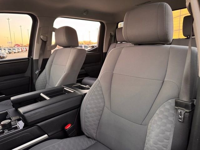 2023 Toyota Tundra 4WD SR5