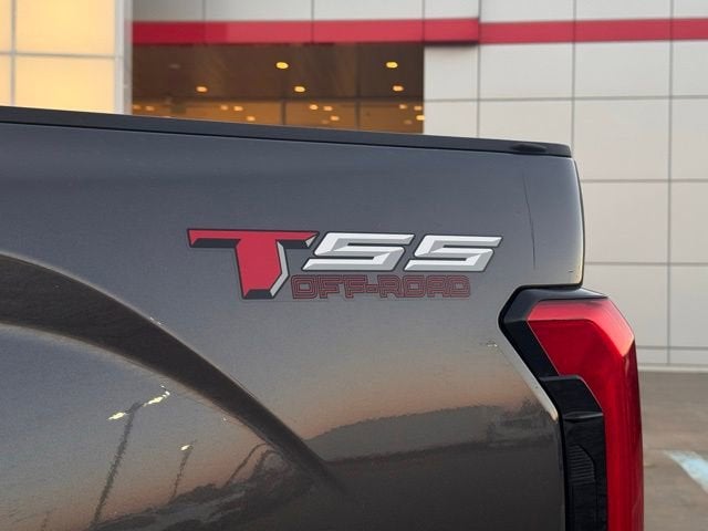 2023 Toyota Tundra 4WD SR5